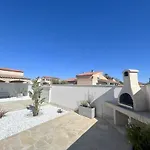 بيت للعطل T3 Moderne Avec Climatisation Et Terrasse Au Barcares - Fr-1-529-127 *