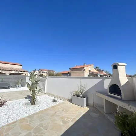 Vakantiehuis T3 Moderne Avec Climatisation Et Terrasse Au Barcares - Fr-1-529-127 *
